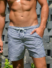 Load image into Gallery viewer, Zig Zag Maze