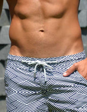 Load image into Gallery viewer, Zig Zag Maze