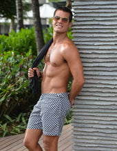 Load image into Gallery viewer, Mini Diamond