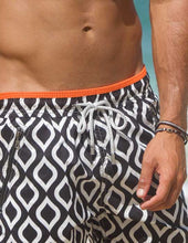 Load image into Gallery viewer, Spade (Copy) 18 09 25