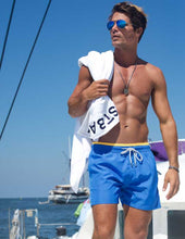 Load image into Gallery viewer, Solids