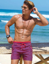 Load image into Gallery viewer, Small Diamond Wave