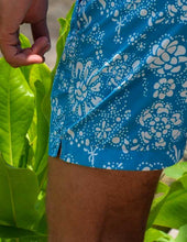 Load image into Gallery viewer, Floral