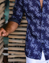 Load image into Gallery viewer, St Jean Voile - Shibori Fern