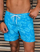 Load image into Gallery viewer, Floral