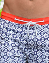 Load image into Gallery viewer, Floral Daisy