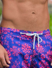 Load image into Gallery viewer, Floral