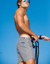 Load image into Gallery viewer, Mini Diamond