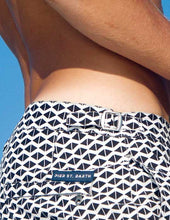 Load image into Gallery viewer, Mini Diamond