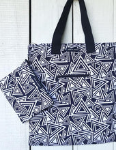 Load image into Gallery viewer, Triangles