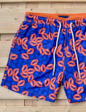 Load image into Gallery viewer, Lippy