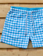 Load image into Gallery viewer, Scales