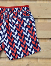 Load image into Gallery viewer, Tracks