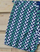 Load image into Gallery viewer, Tracks Small