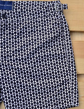 Load image into Gallery viewer, Peace Small