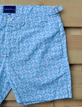 Load image into Gallery viewer, Fan