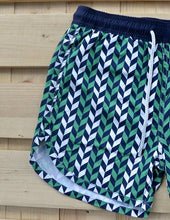 Load image into Gallery viewer, Tracks Small