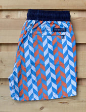 Load image into Gallery viewer, Tracks Big