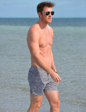 Load image into Gallery viewer, Zig Zag Maze